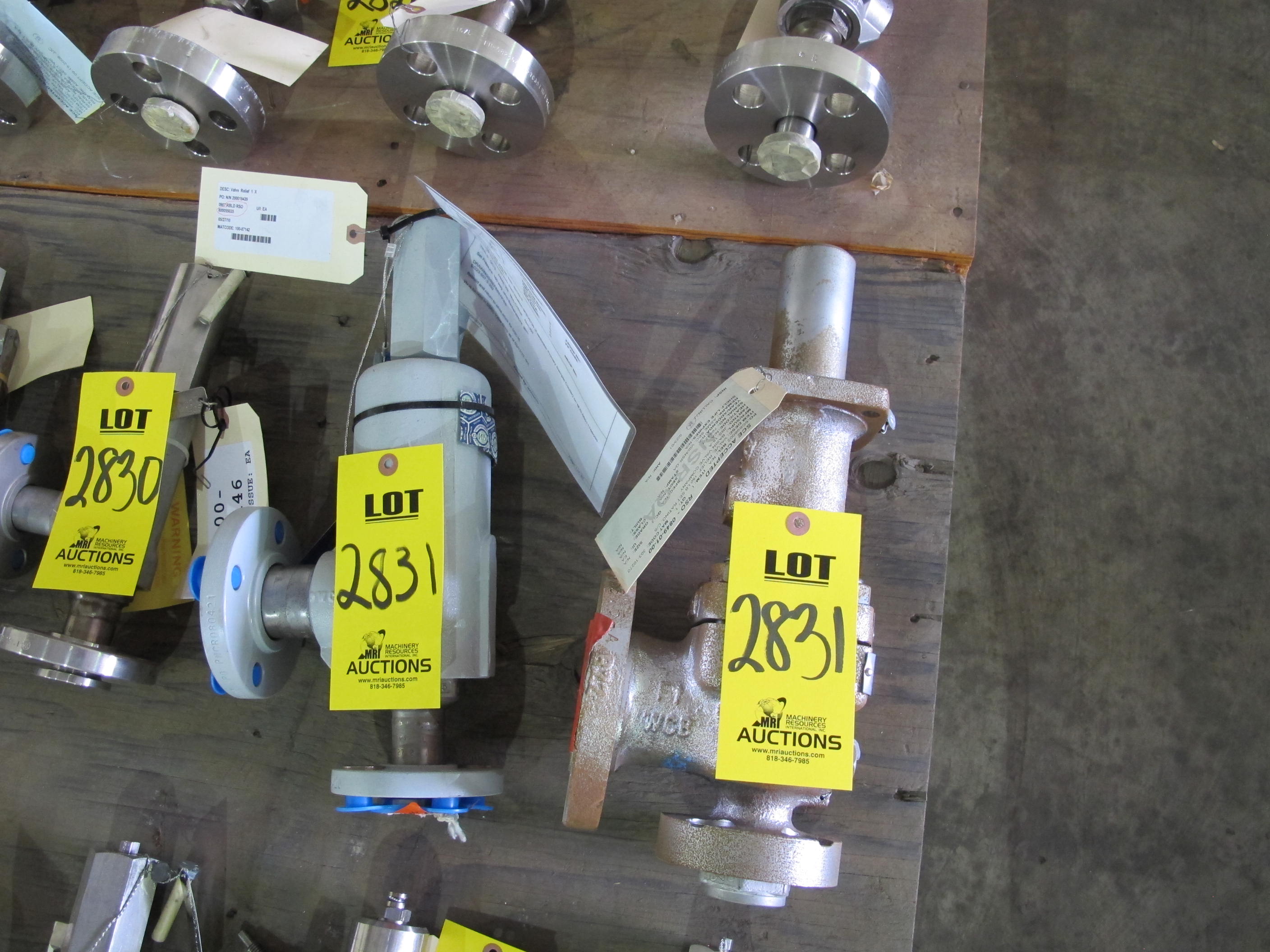 LOT (2) TO INCLUDE: (1) VALVE, RELIEF TYPE, 1" X 1-1/2" SIZE, 150 PSIG SET PRESSURE RATING, CARBON STL CYLINDER MATERIAL, FLANGED, 150 LB CONNECTIONS, SERIES 900 OMNI-TRIM STYLE, 316 SS TRIM, PACKED LIFTING LEVER OPERATOR. , NO BACKPRESSURE, 170 F MAX TEMPERATURE, PART # 9721031E, (1) VALVE, RELIEF TYPE, 150 LB SET RATING, CARBON STL MATERIAL, FLANGED CONNECTIONS, FULL NOZZLE STYLE. PART # JBS-15-A (W-51) LOADING & HANDLING FEE $15-
